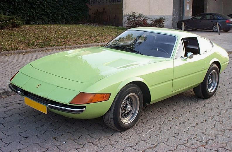 ferrari_daytona_71_verde.jpg