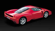 ferrari_enzo_factory_pic_rear.jpg (310489 octets)