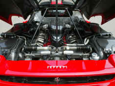 ferrari_enzo_new_rengine_bay2-1200.jpg (180463 octets)