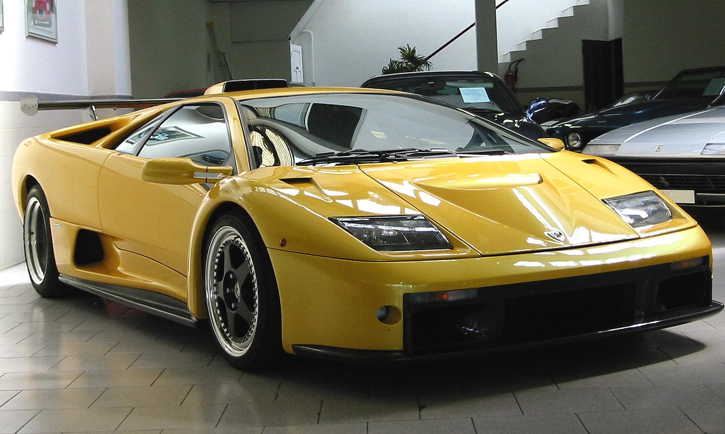 lamborghini_diablo_gt_3-4_lo.jpg