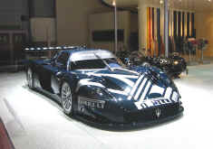 maserati_mc12_racing_geneva04.jpg (369474 octets)