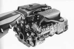 mercedes_slr_engine.jpg (737199 octets)