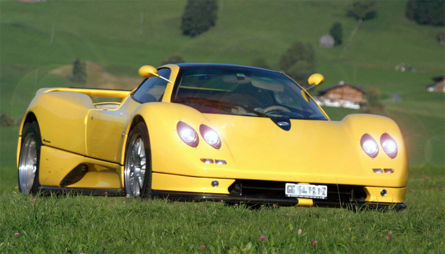 pagani_zonda_c12_country_side.jpg