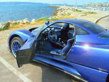 paganiz_zonda_moscow_blue_open-door_seaside.jpg (303836 octets)