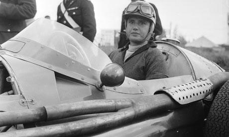 F1-MARIA-TERESSA-DE-FILIPPIS-AU-VOLANT-DE-SA-MASERATI-en-1958.