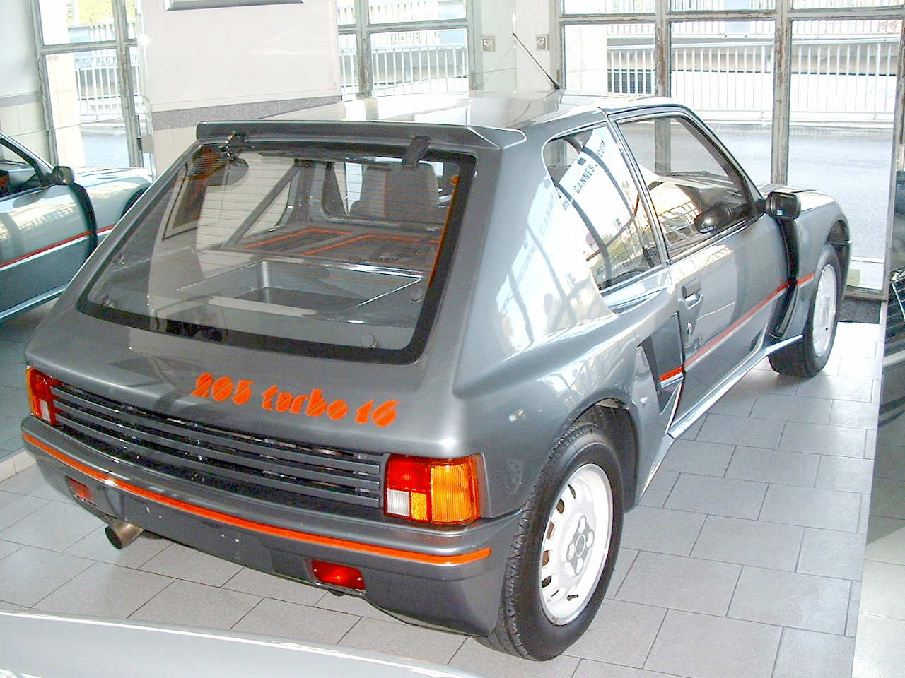 peugeot_205_T16.JPG