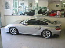 porsche_996_gt2_ruf_showroom_profile.jpg (166566 octets)