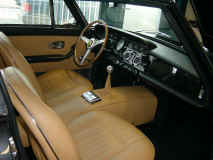 ferrari_330gt_64_interior.JPG (224277 octets)